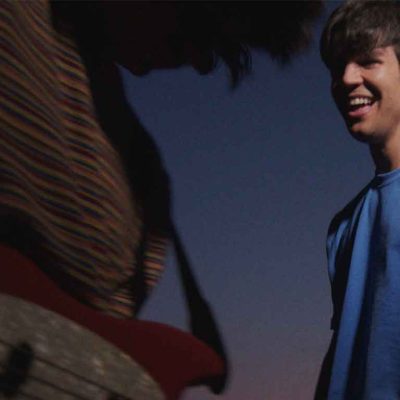 Nadie Patín en Volver a casa con estética urbana y emocional sobre la vida en la ciudad