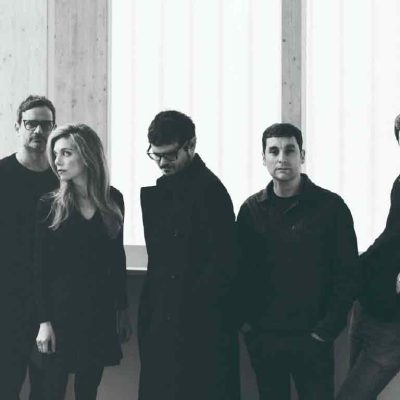 Nadadora anunciando conciertos de Mañana y siempre en Madrid, A Coruña, Vilagarcía de Arousa y Cangas del Narcea