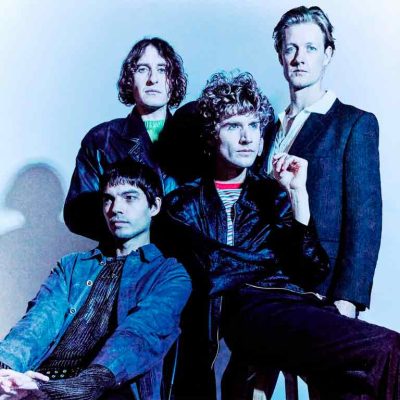 Los cuatro miembros de Temples posando para la portada de su álbum BLISS